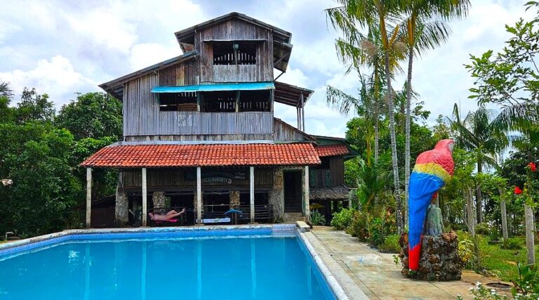 Anavilhanas Village 05