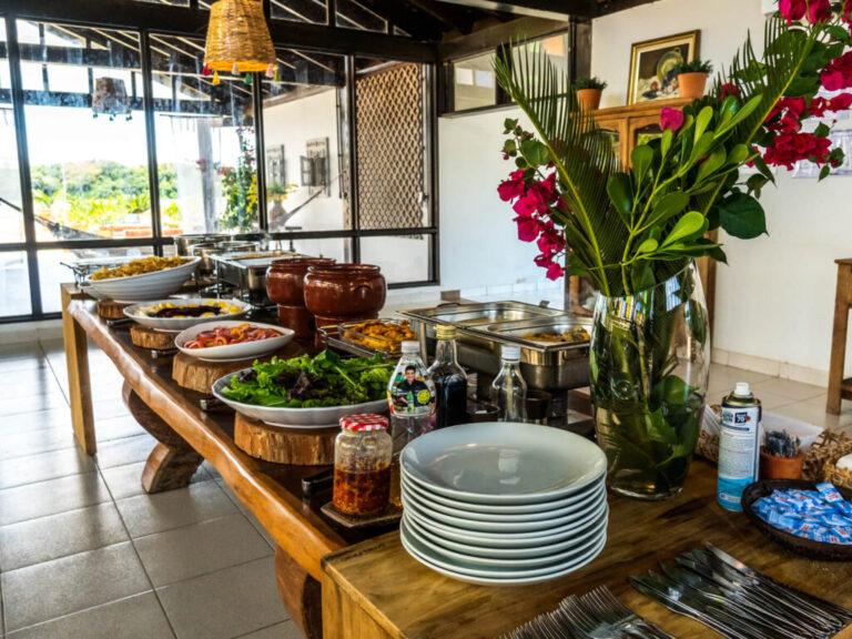 Hospedagem-com-Pensão-Completa-Santa-Rosa-Pantanal-Hotel-4-1024x768